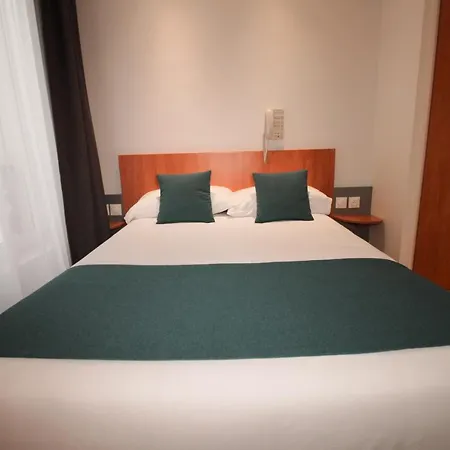 Hotel Little