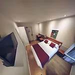 호텔 Little