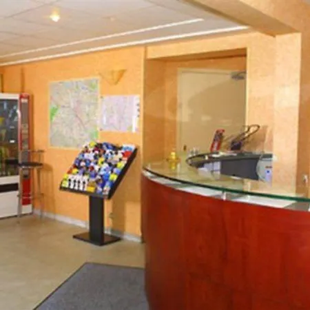 Little Hotel 2*